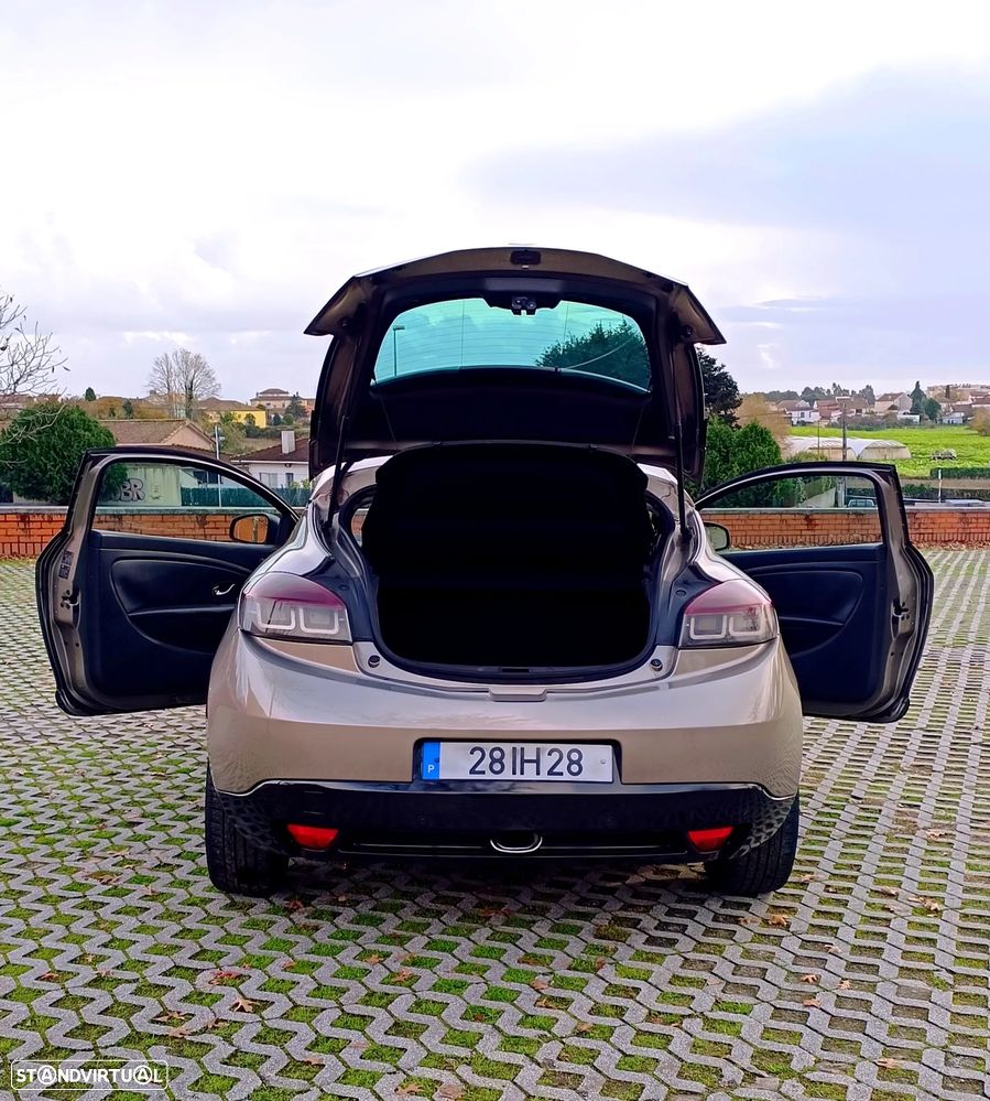 Renault Mégane Coupe 1.5 dCi Dynamique S - 9