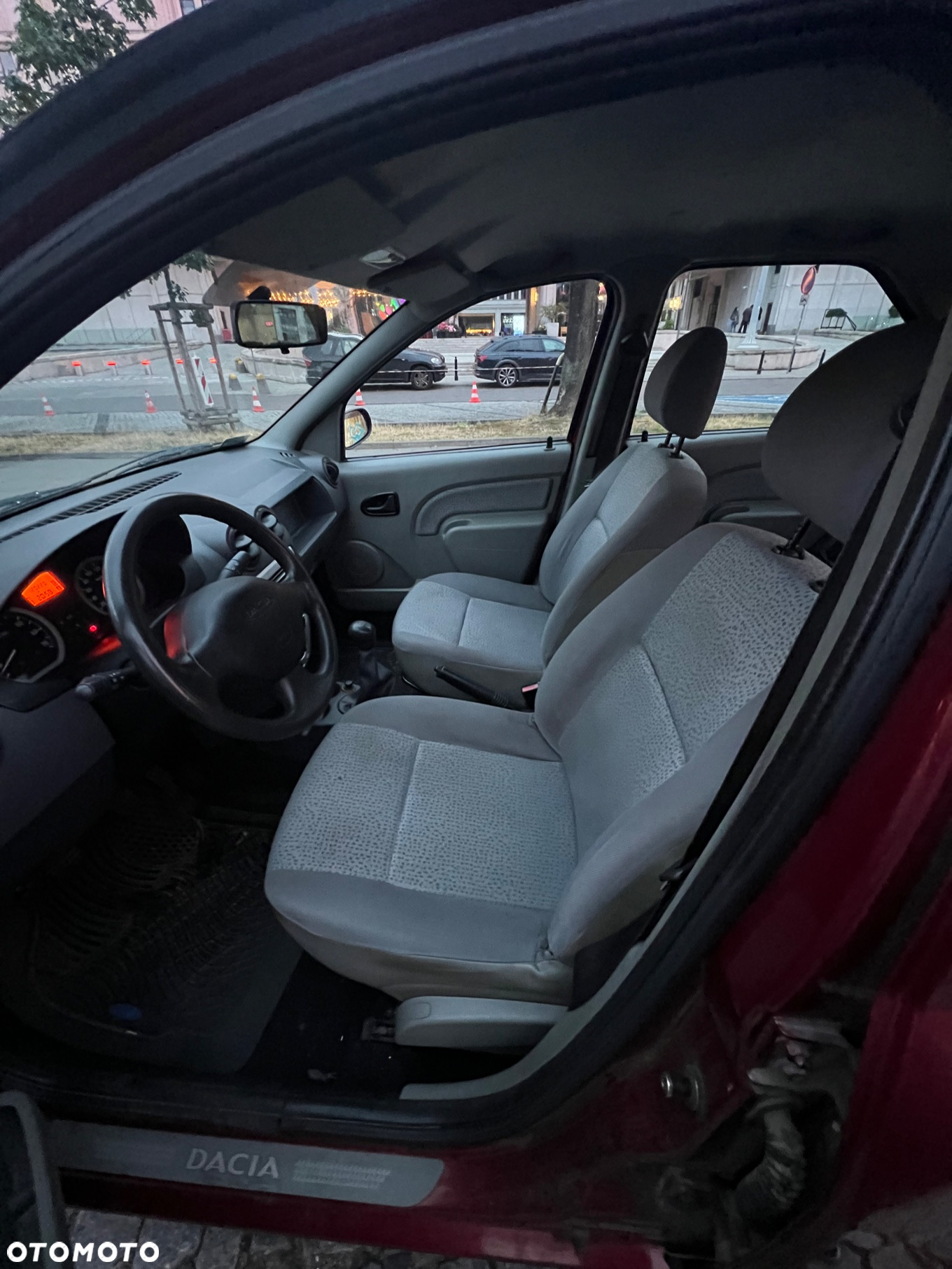 Dacia Logan 1.4 Laureate - 14