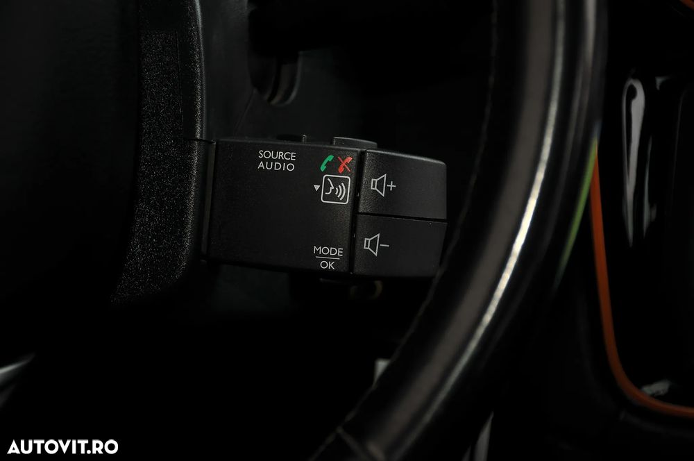 Dacia Dokker dCi 90 Stepway Celebration - 23