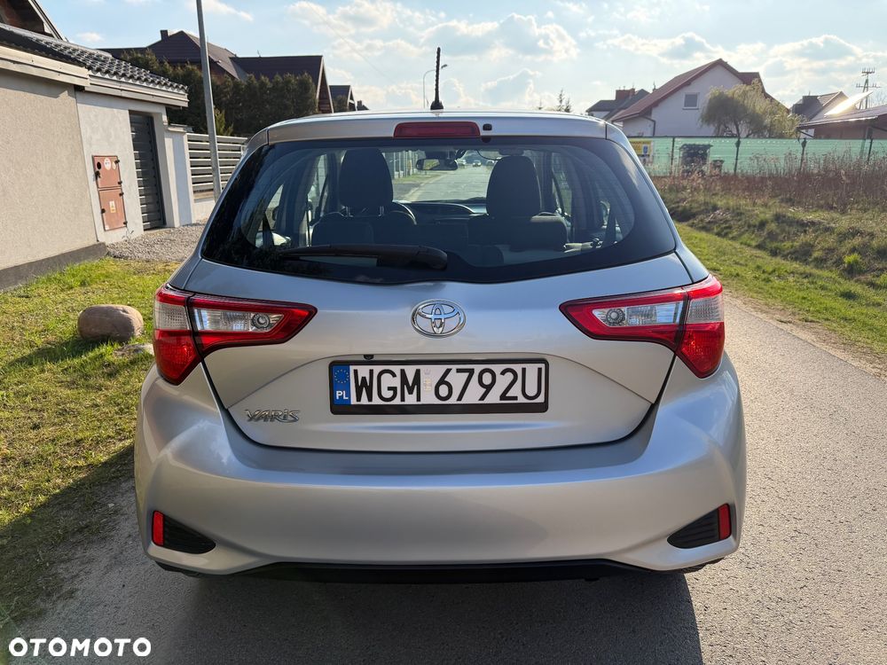 Toyota Yaris 1.0 VVT-i Life - 17