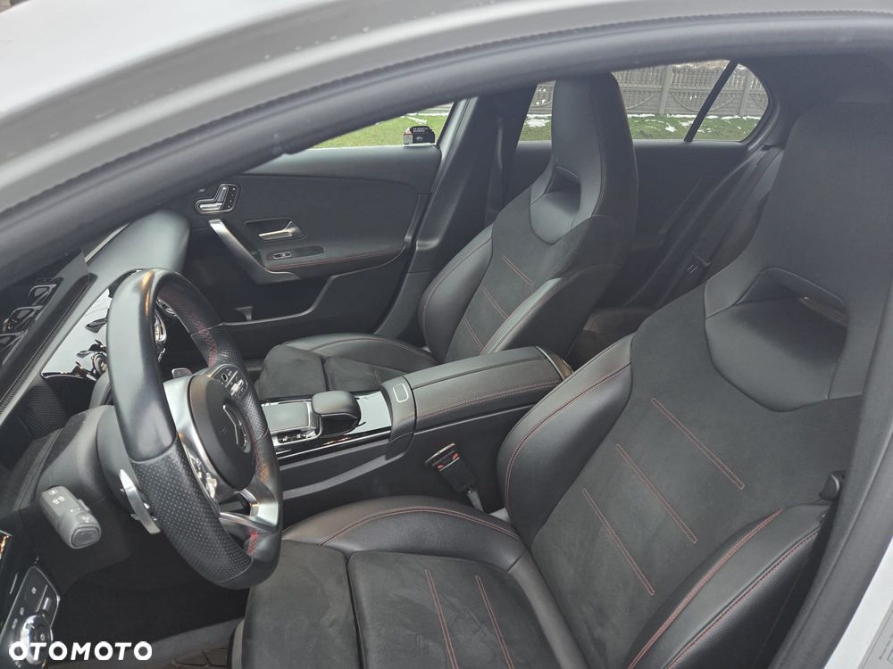 Mercedes-Benz Klasa A 200 AMG Line 7G-DCT - 12