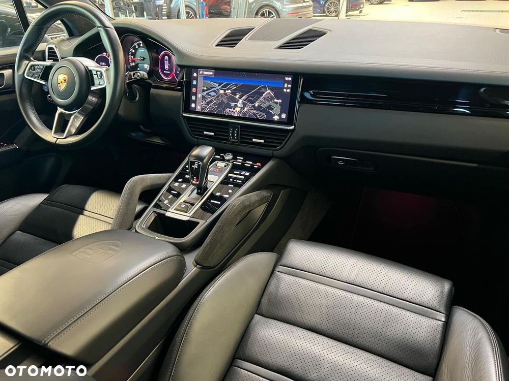Porsche Cayenne Standard - 22