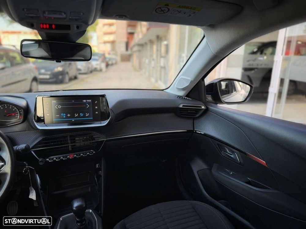 Peugeot 208 1.2 PureTech Active - 21