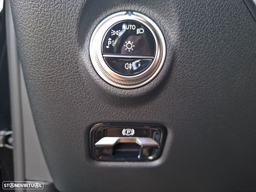 Mercedes-Benz C 300 de Avantgarde - 19