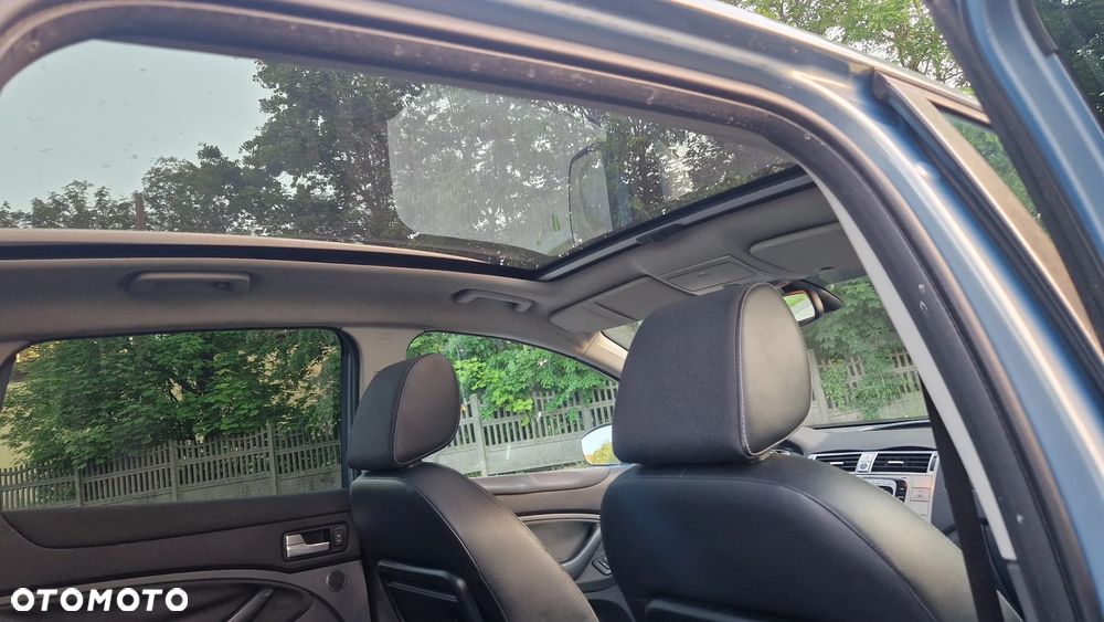 Ford Kuga 2.0 TDCi 4x4 Titanium - 13