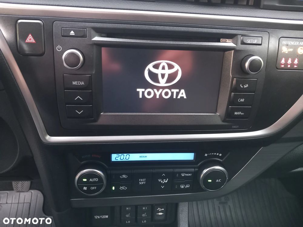 Toyota Auris 1.4 D-4D Premium Comfort - 12
