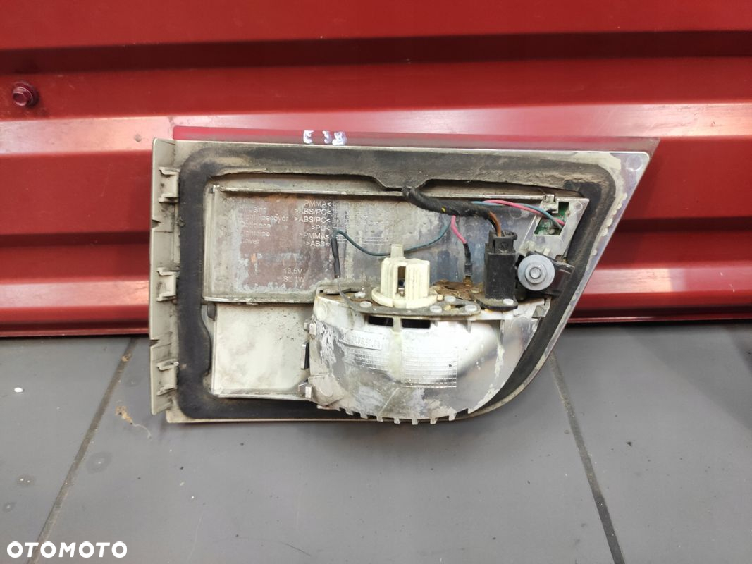 BMW X5 E70 PRZED LIFT LAMPA LEWY TYŁ W KLAPĘ LEWA TYLNA EUROPA - 3