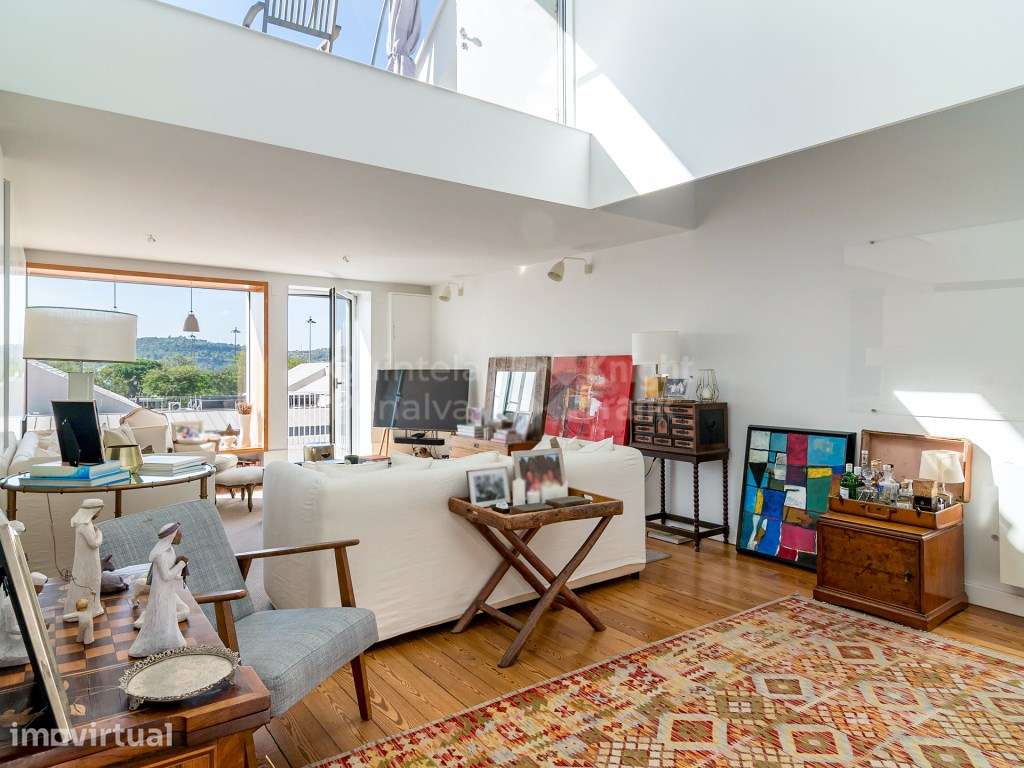 Moradia T3 com vista rio para arrendamento em Belém - Grande imagem: 3/25