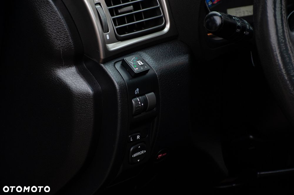 Subaru Forester 2.0X Exclusive - 38