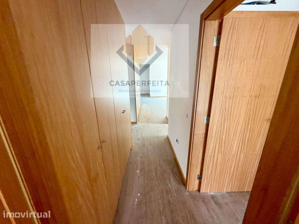 Apartamento T2 NOVO com 119m2, Terraço e Lugar de Garagem - Nogueir... - Grande imagem: 5/20