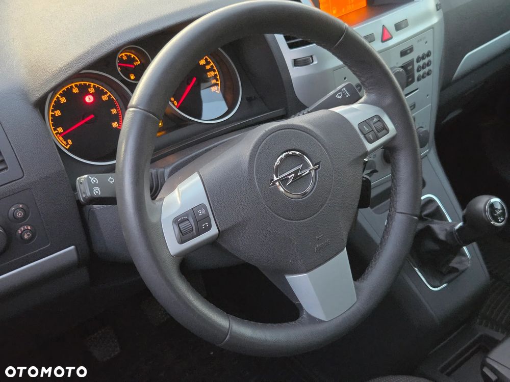 Opel Zafira 1.8 Family - 19