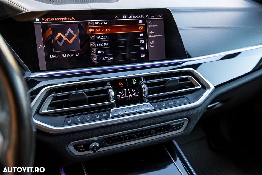 BMW X5 xDrive40i - 26