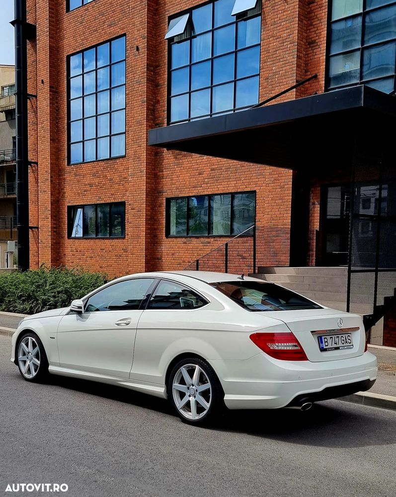 Mercedes-Benz C - 4