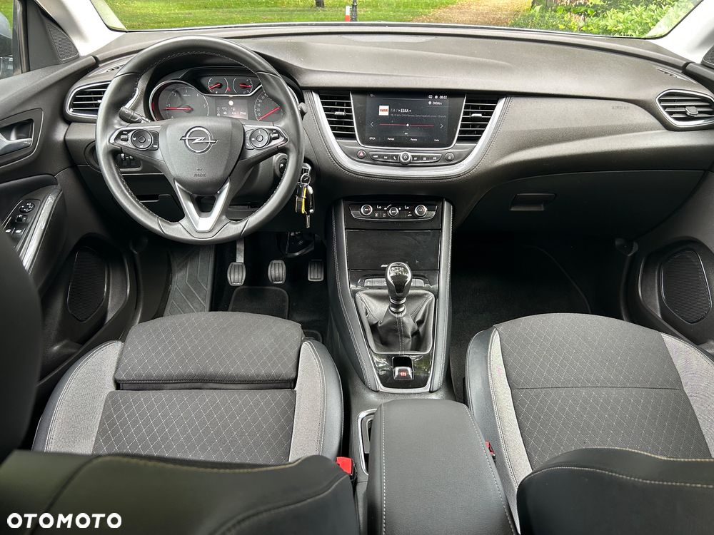 Opel Grandland X 1.5 D Start/Stop Business Edition - 18