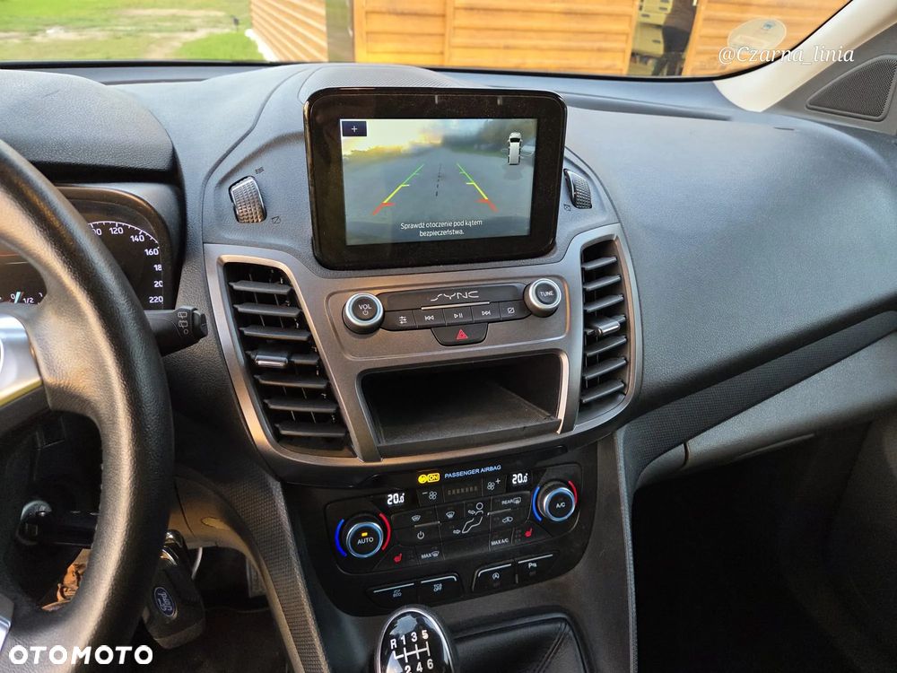Ford Transit Connect - 10