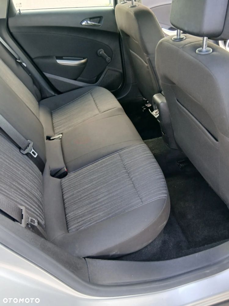 Opel Astra 1.6 Active - 17