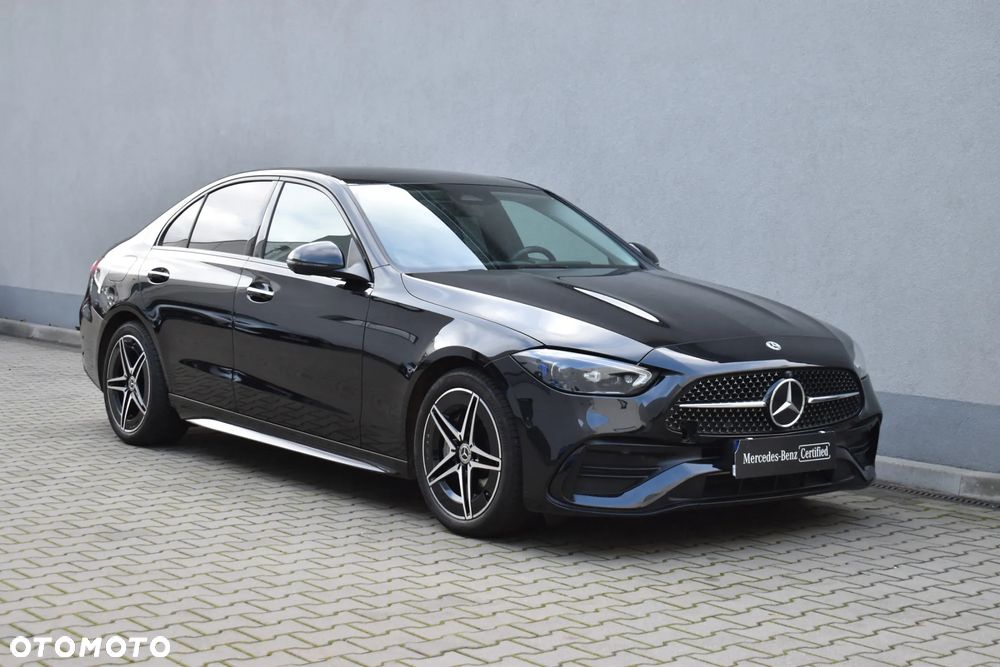 Mercedes-Benz Klasa C 180 9G-TRONIC AMG Line - 3