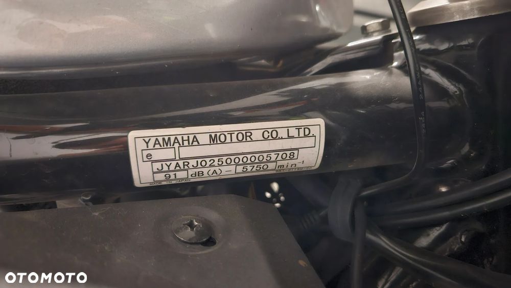 Yamaha FZS - 40