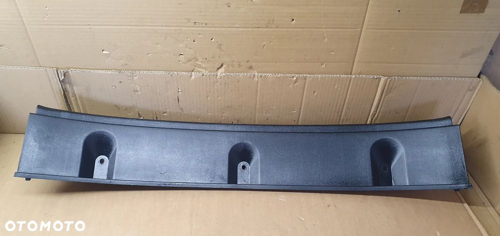 Osłona pasa tylnego bagażnika Kia Sportage III 85770-3U010 - 6