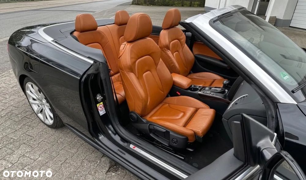 Audi A5 Cabrio - 8