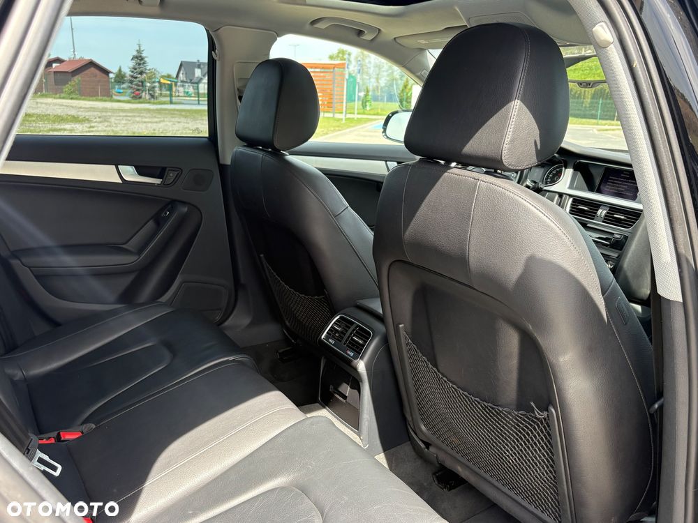 Audi A4 Limousine - 13