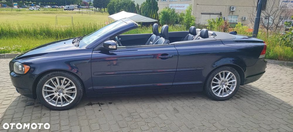 Volvo C70 2.0D Summum - 1