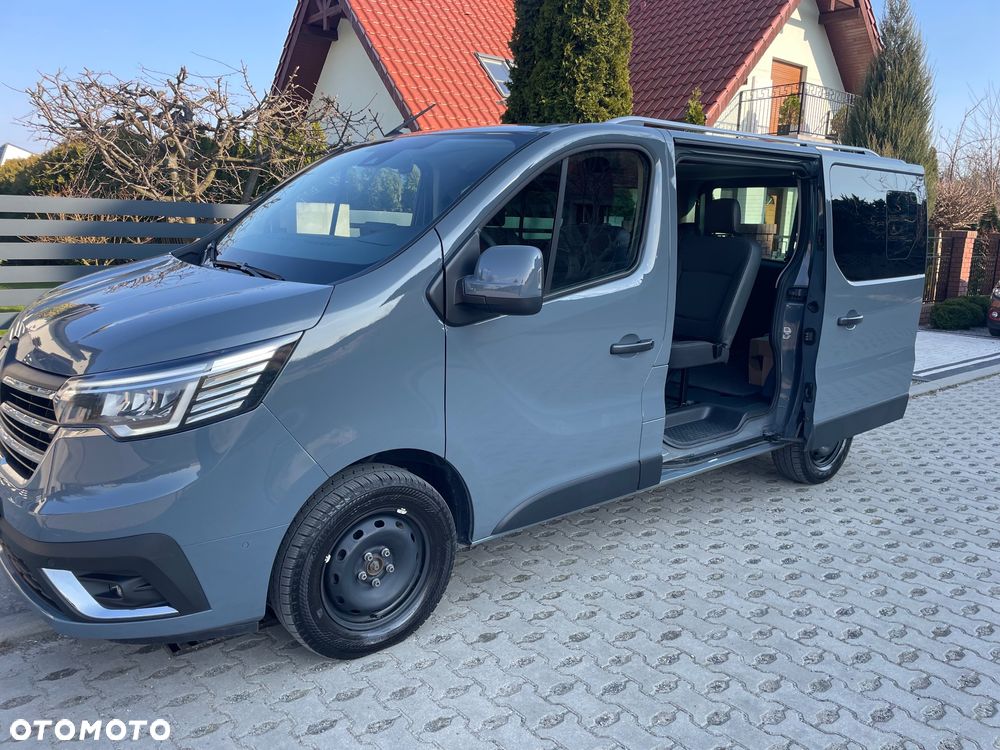 Renault Trafic 2.0 dCi Escapade - 36