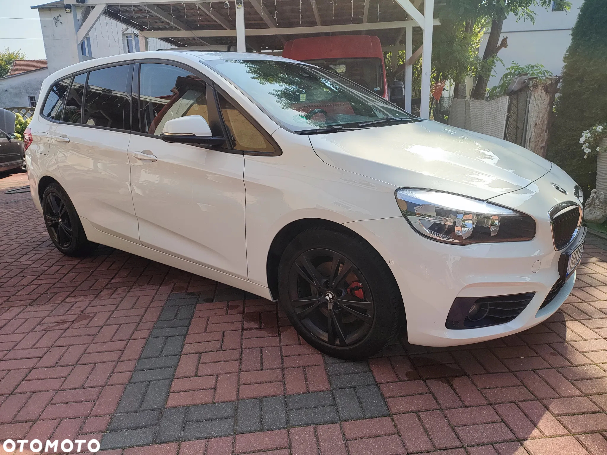 BMW Seria 2 218d Sport Line - 4