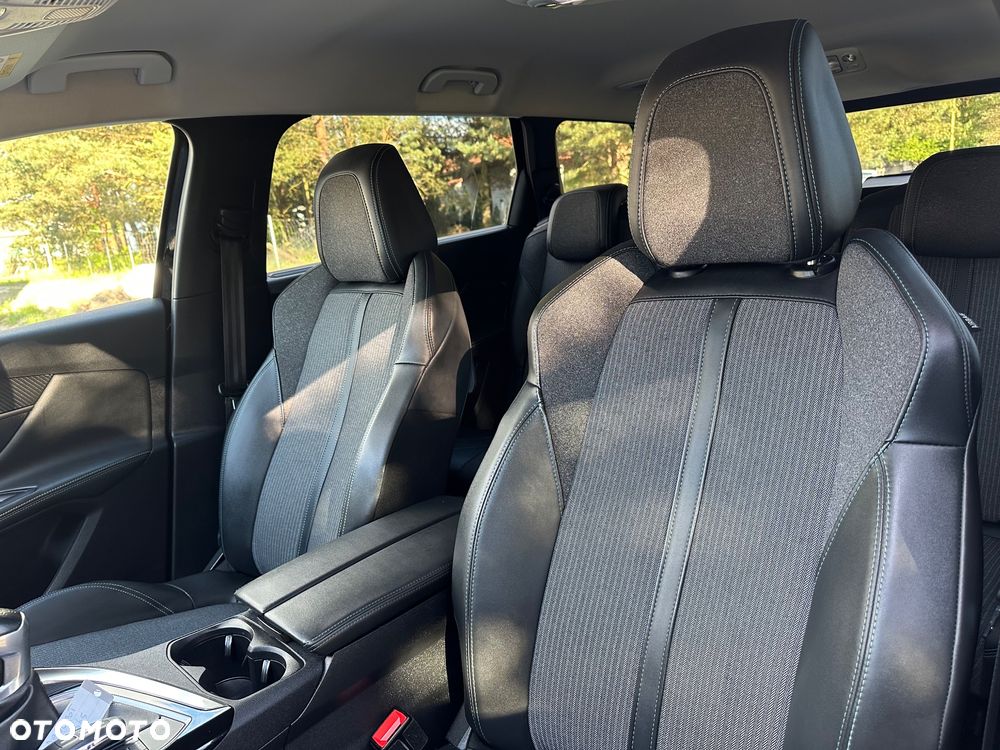 Peugeot 5008 1.5 BlueHDi Allure S&S - 20