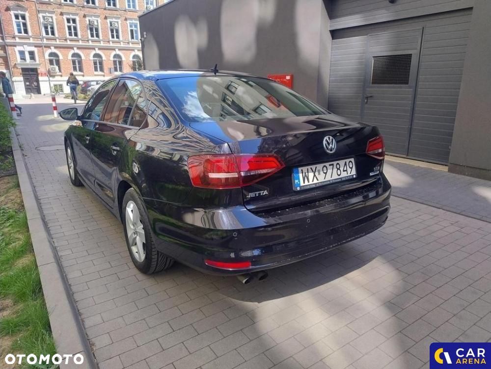 Volkswagen Jetta - 1