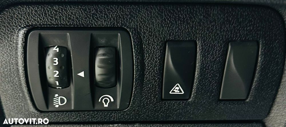 Renault Megane dCi 95 FAP LIMITED - 13