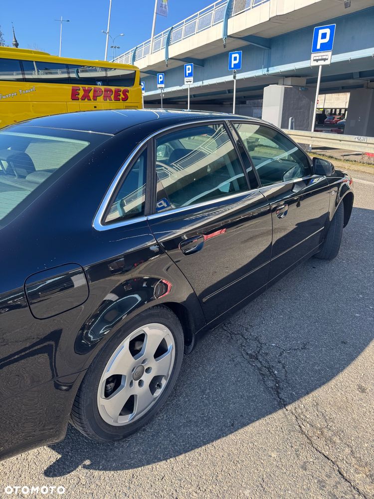 Audi A4 Limousine 1.8 T - 4