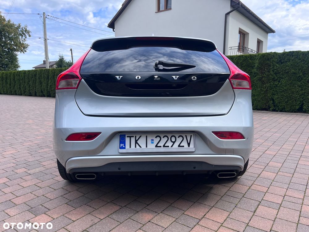 Volvo V40 D2 You - 23