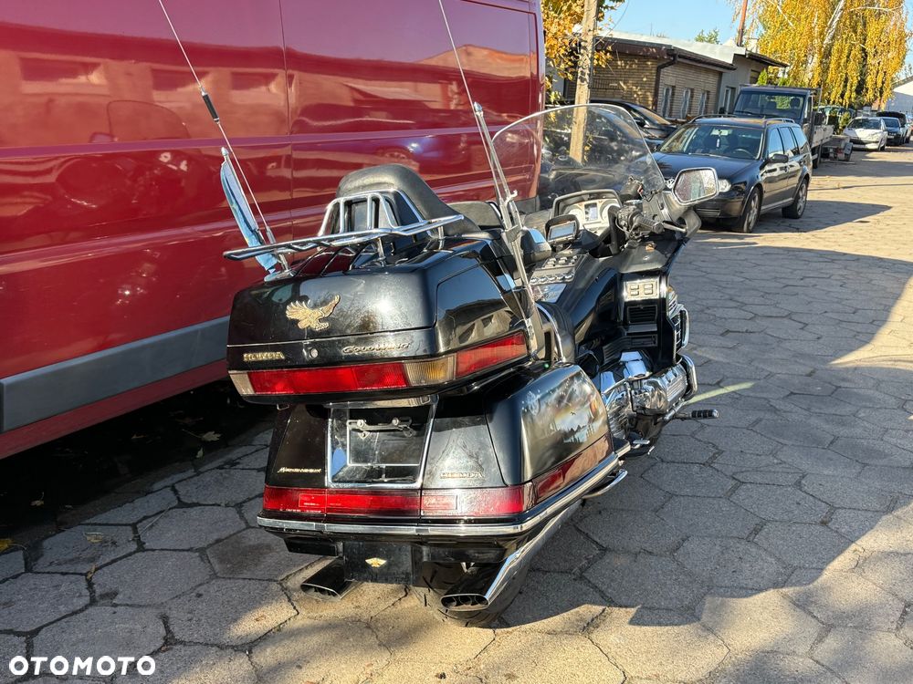 Honda GL - 25