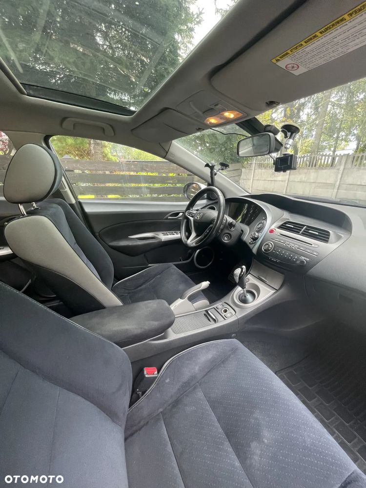 Honda Civic 1.8 Executive - 8