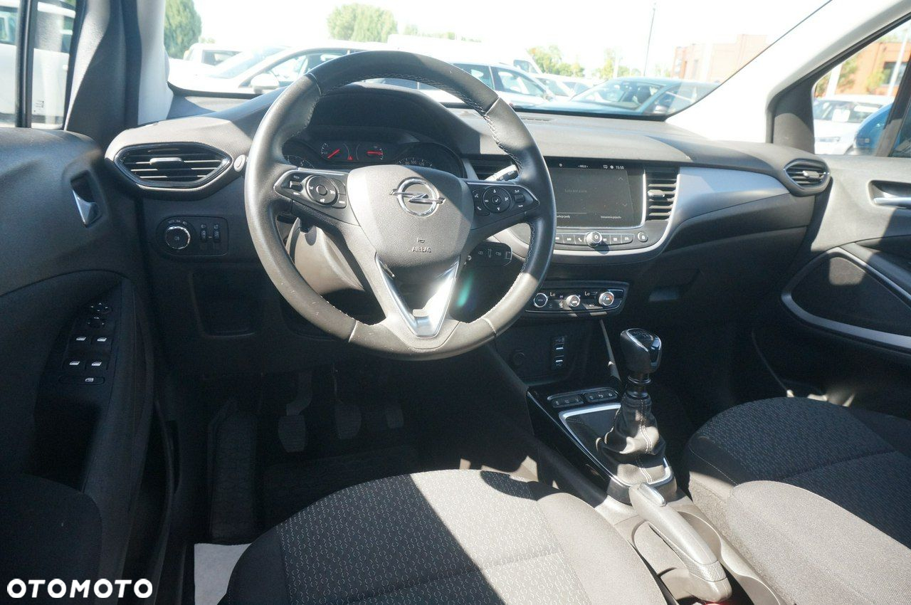 Opel Crossland X - 17