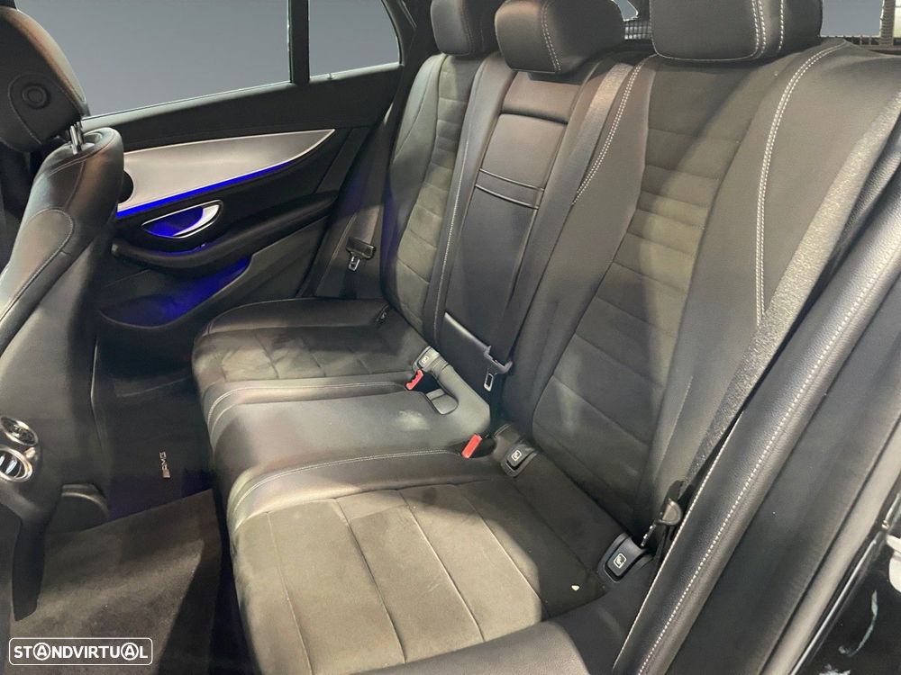 Mercedes-Benz E 300 d AMG - 14