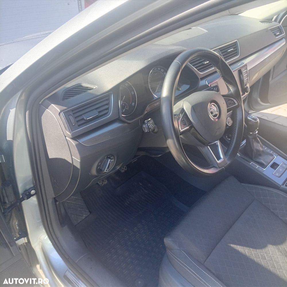 Skoda Superb 1.6 TDI Style - 3