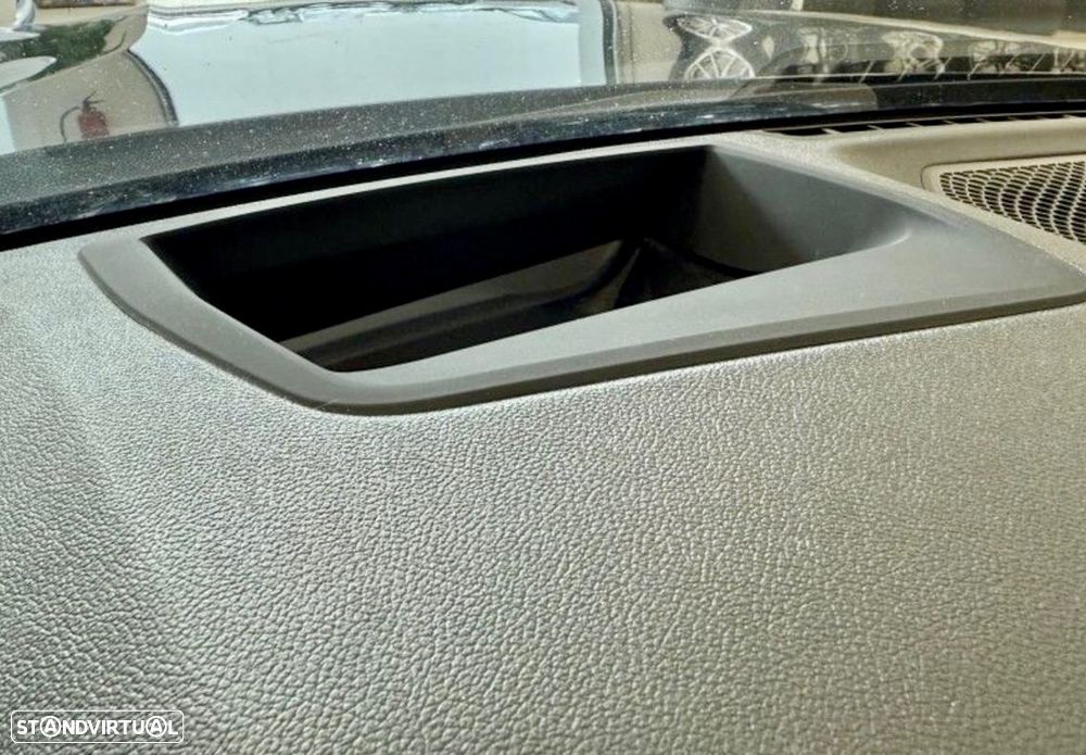 BMW 330 e Aut. M Sport - 20