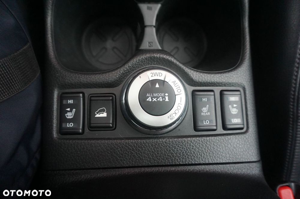 Nissan X-Trail 2.0 dCi Tekna 4WD Xtronic 7os - 8