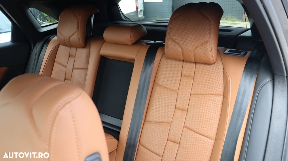 DS Automobiles DS 7 Crossback 4x4 300 OPERA - 18
