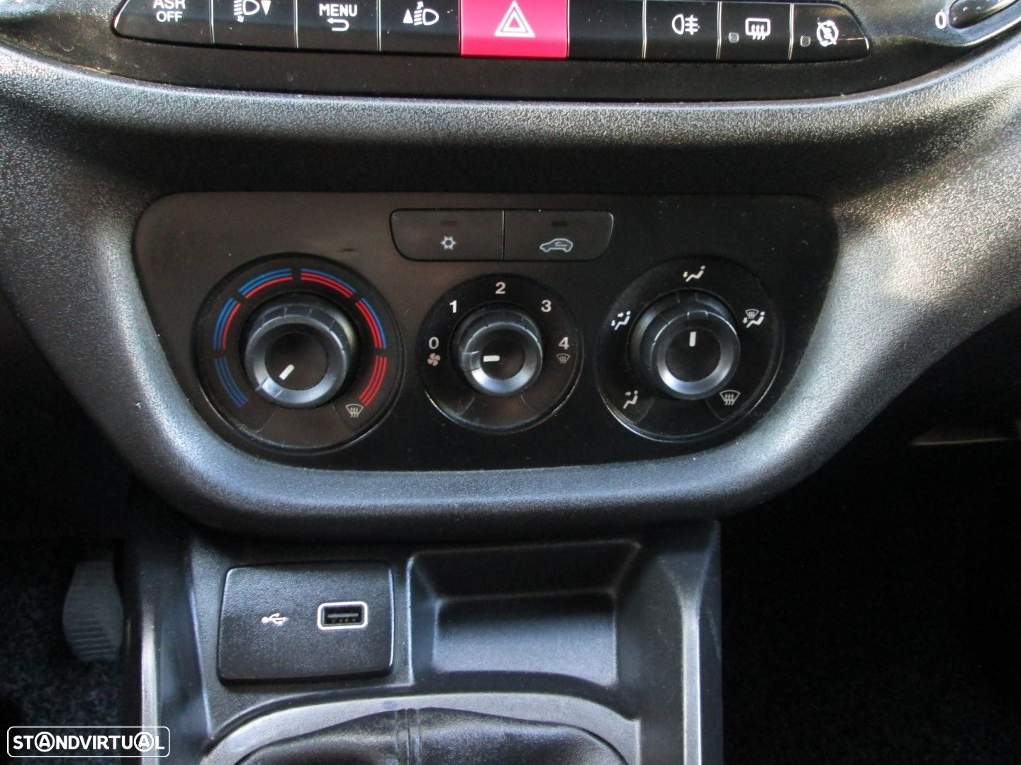 Fiat Doblo 1.6 MJ XL 3L - 21