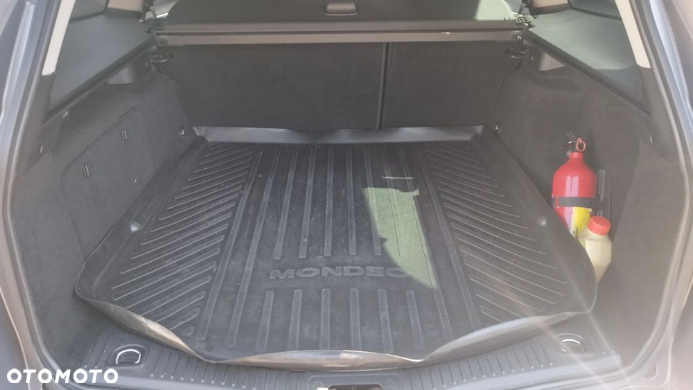 Ford Mondeo 2.0 TDCi Titanium - 21