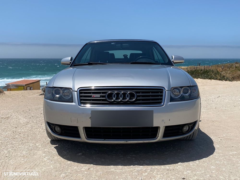Audi A4 Cabrio 2.4 S-line - 2