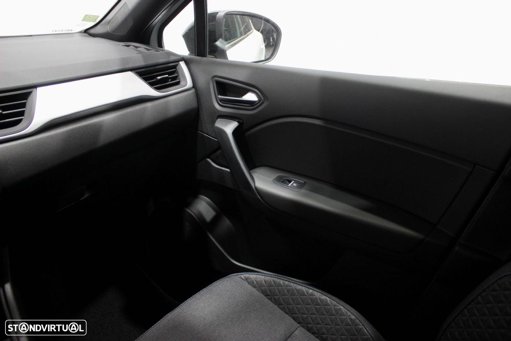 Renault Captur - 29