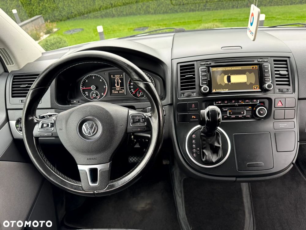 Volkswagen Multivan - 7