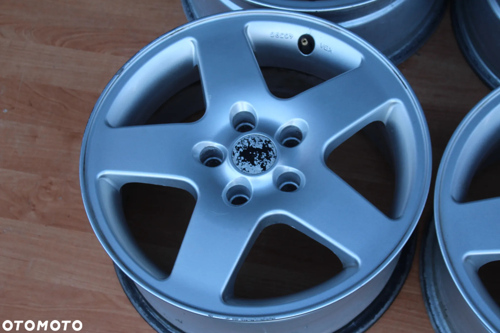 FELGI ALUMINIOWE OPEL VECTRA ASTRA ZAFIRA SIGNUM MERIVA 16 cali 5x110 ET40 - 6