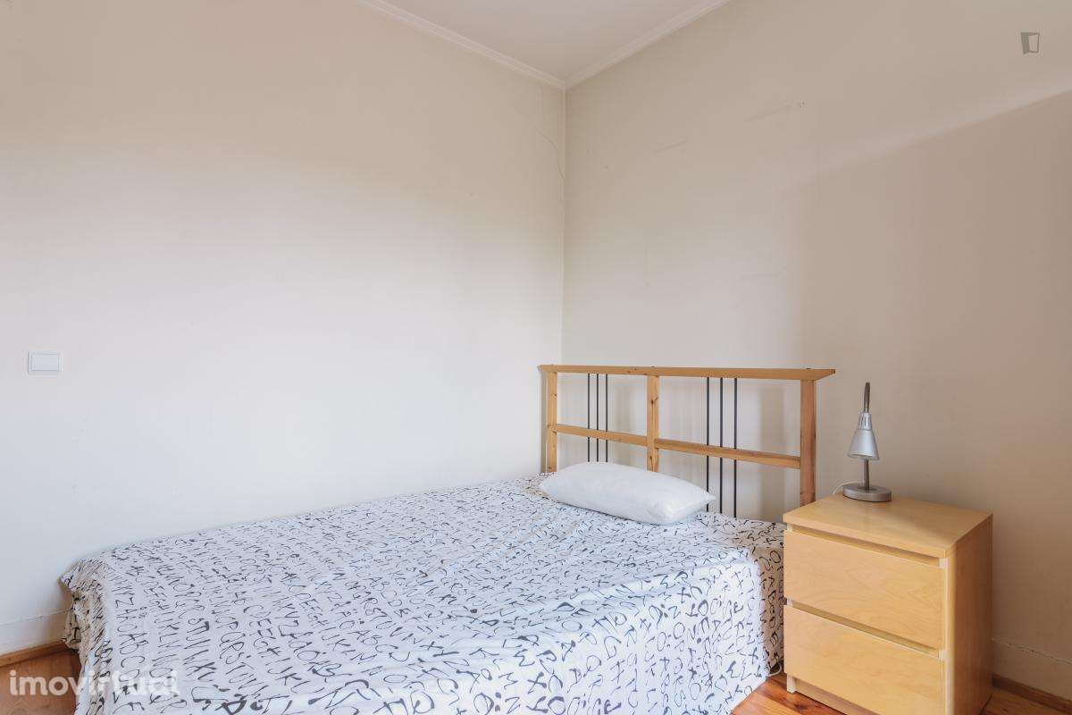 Quarto - localizado em Entrecampos Lisbon - Grande imagem: 3/16