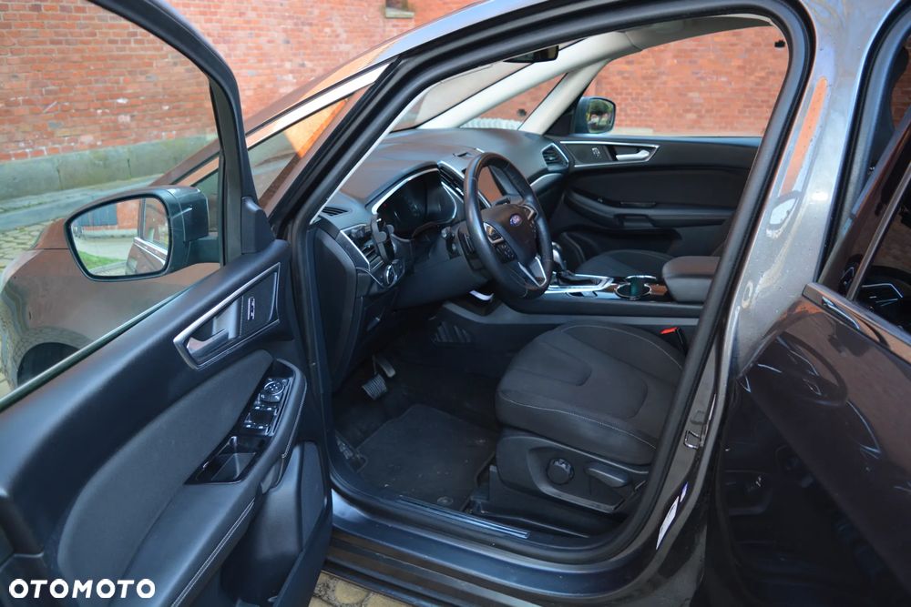 Ford S-Max 2.0 TDCi Titanium PowerShift - 7