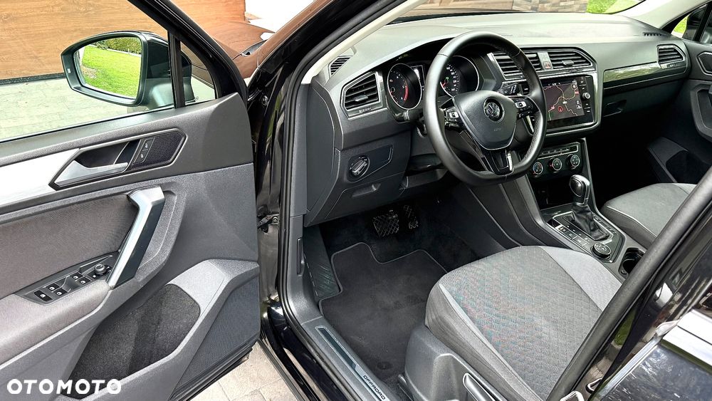 Volkswagen Tiguan - 37